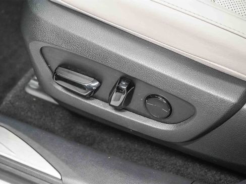 Used 2024 Lexus RX 350 Premium image 23