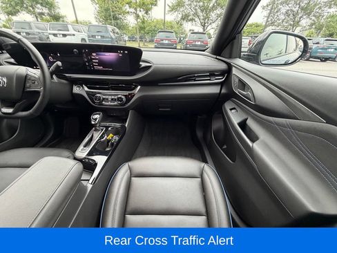 Used 2024 Buick Envista Sport Touring w/ Convenience I Package FWD image 20