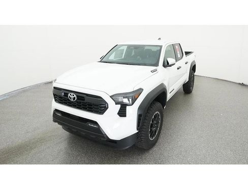 New 2025 Toyota Tacoma TRD Off-Road AWD/4WD image 16
