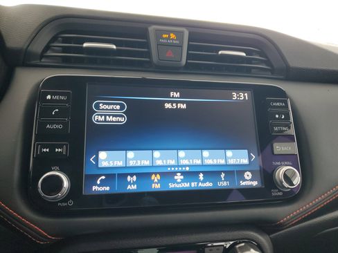 Certified 2023 Nissan Versa SR w/ Trunk Package image 18