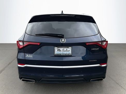 Used 2023 Acura MDX SH-AWD w/ Technology Package image 5