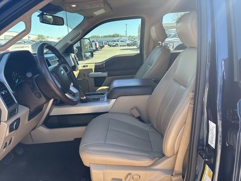 Used 2018 Ford F150 Lariat w/ Equipment Group 502A Luxury image 9