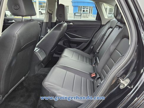 Used 2024 Volkswagen Jetta SE image 11