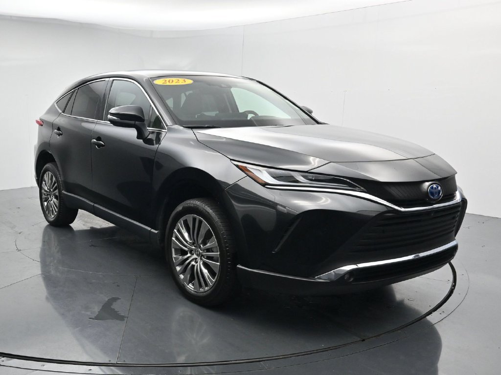 Used 2023 Toyota Venza Limited AWD/4WD image 2