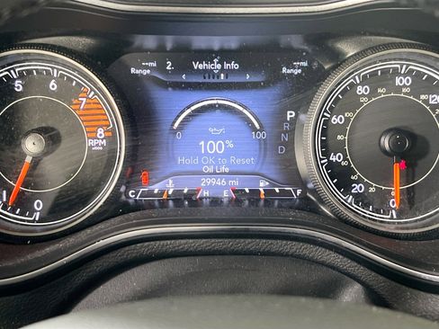 Used 2022 Jeep Cherokee Trailhawk w/ Sound & Nav Group image 12