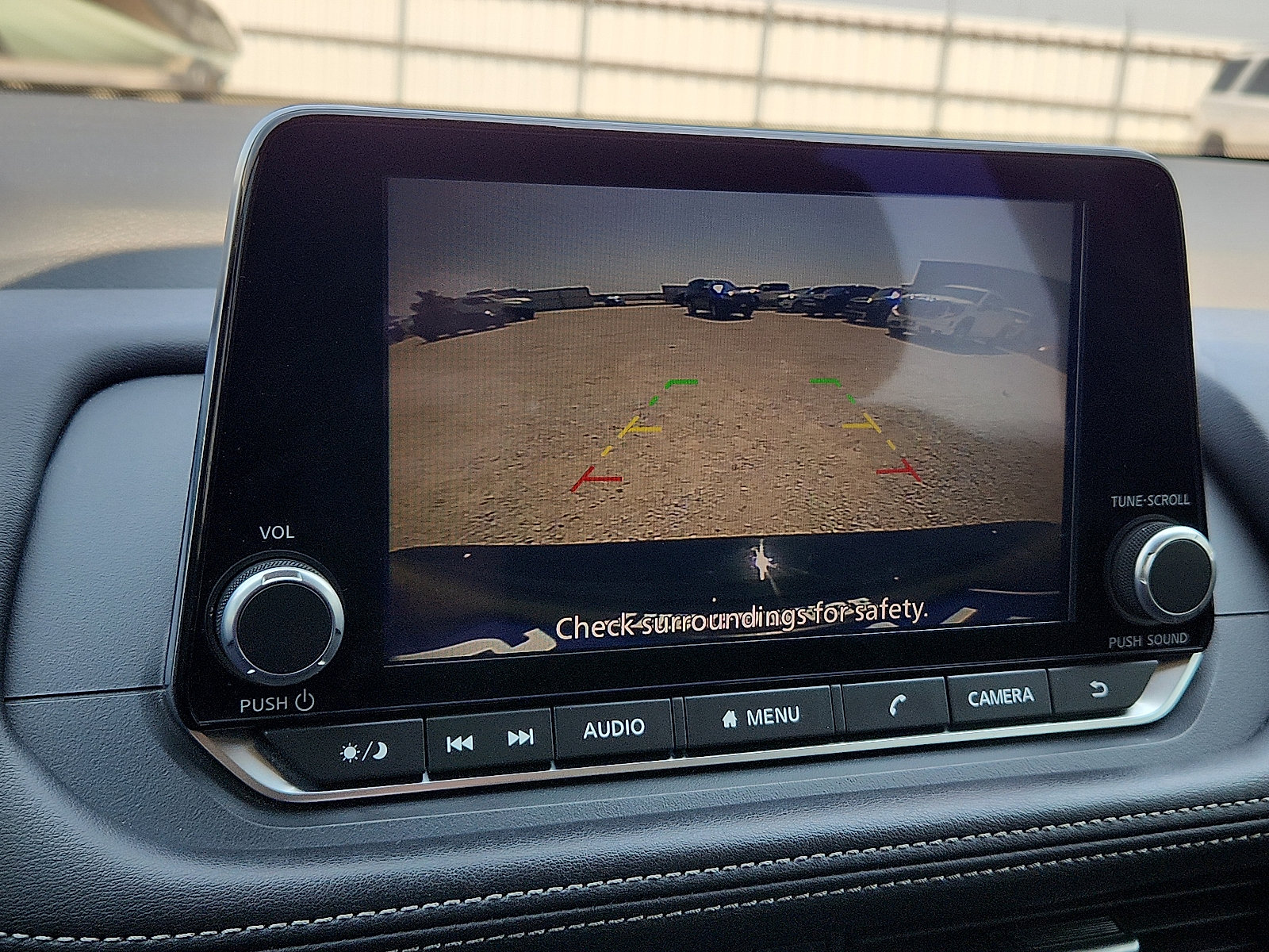 Used 2024 Nissan Rogue SV FWD image 15
