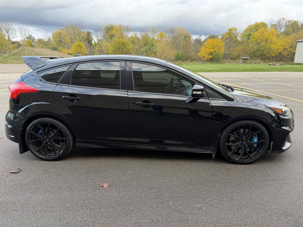 Used 2017 Ford Focus RS AWD/4WD image 4