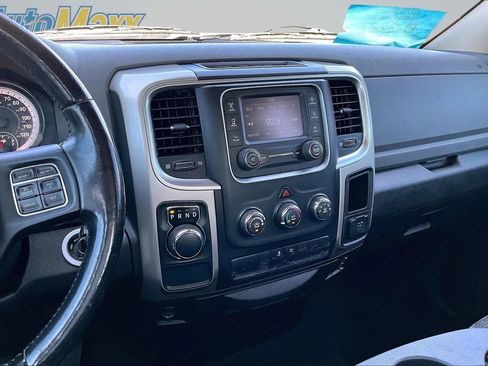 Used 2014 RAM 1500 Classic SLT RWD image 10