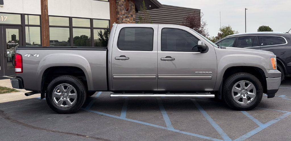 Used 2013 GMC Sierra 1500 SLT w/ SLT Convenience Package AWD/4WD image 30
