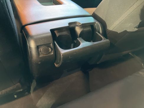 Used 2016 Toyota Tundra SR5 image 23