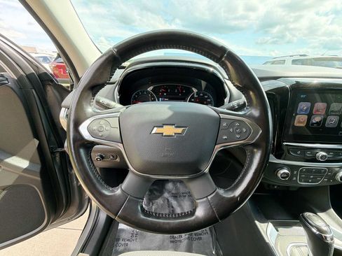 Used 2019 Chevrolet Traverse LT FWD image 19