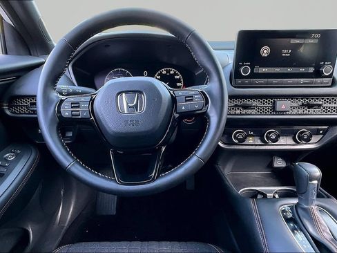 Used 2025 Honda HR-V Sport image 8