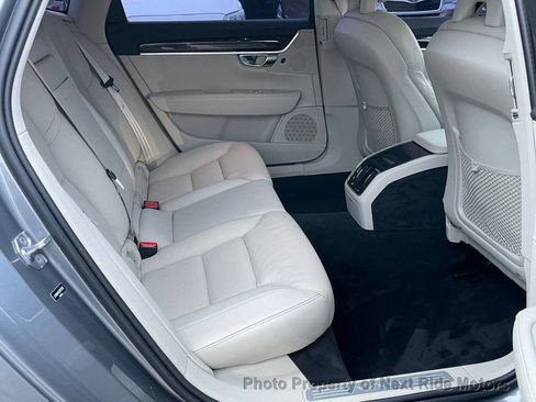 Used 2018 Volvo S90 T5 Momentum w/ Convenience Package image 12