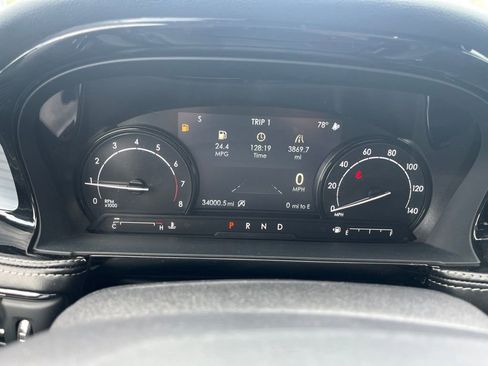 Used 2022 Lincoln Corsair AWD w/ Premium Package image 14