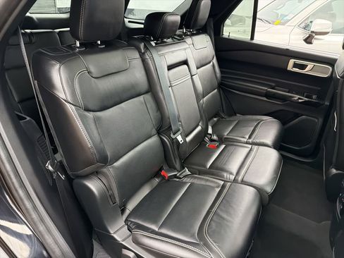 Used 2022 Ford Explorer ST w/ Equipment Group 401A image 28