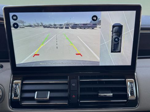 Certified 2023 Lincoln Navigator Reserve image 24