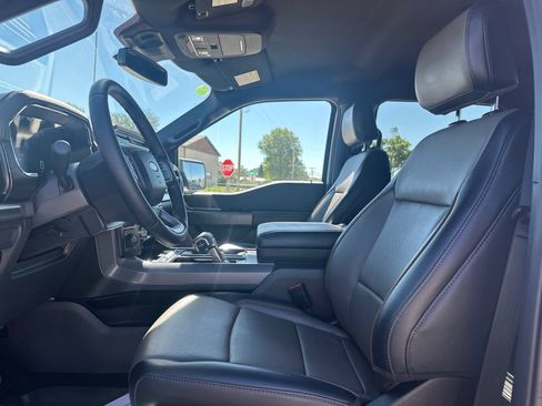 Used 2025 Ford F150 Lariat w/ Equipment Group 501A Mid AWD/4WD image 8