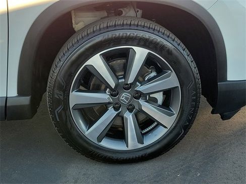 Certified 2025 Honda Pilot Elite image 5