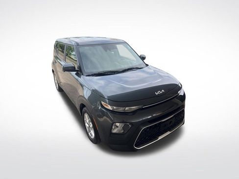 Certified 2022 Kia Soul LX w/ Technology Package FWD image 37