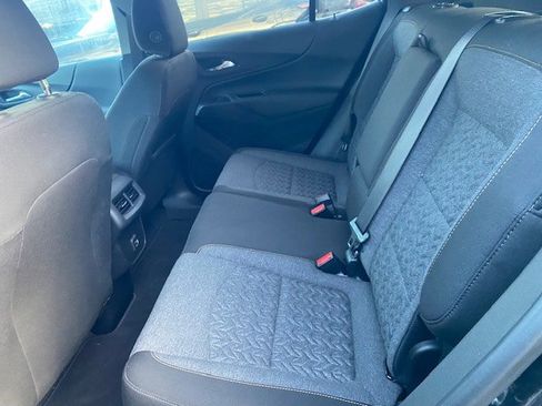 Used 2022 Chevrolet Equinox LT image 9
