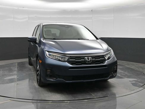 Used 2025 Honda Odyssey EX-L image 2