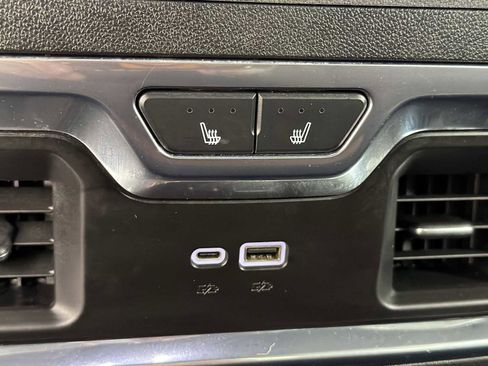 Certified 2024 GMC Sierra 1500 Denali Ultimate image 21