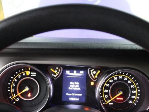 Used 2020 Jeep Wrangler Sport AWD/4WD image 16