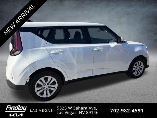 Certified 2023 Kia Soul LX FWD image 5