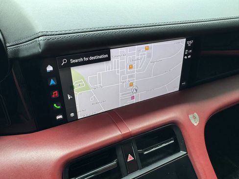 Used 2022 Porsche Taycan RWD image 25