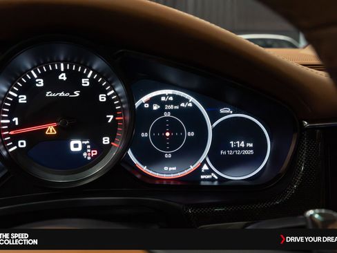 Used 2022 Porsche Panamera Turbo S image 46