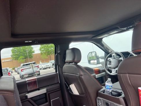 Used 2017 Ford F250 King Ranch w/ King Ranch Ultimate Package AWD/4WD image 14