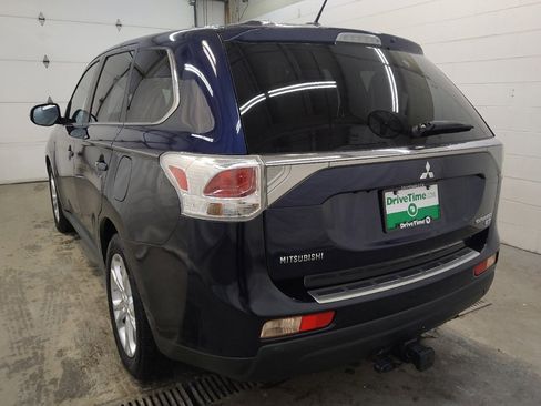 Used 2014 Mitsubishi Outlander GT AWD/4WD image 5