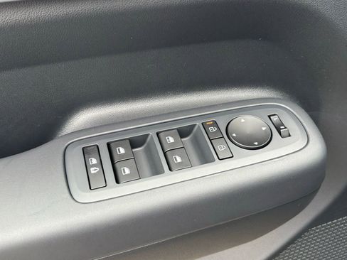 New 2026 Hyundai Santa Fe SE image 11