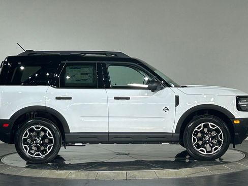 New 2026 Ford Bronco Sport Outer Banks AWD/4WD image 11