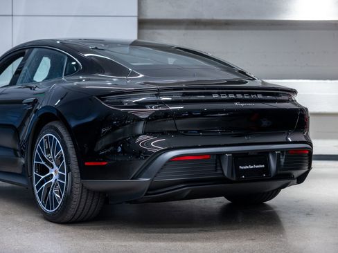 New 2026 Porsche Taycan RWD image 24