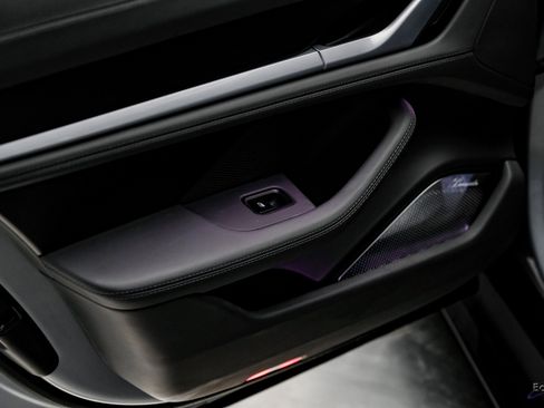 Used 2023 Porsche Taycan Turbo S w/ Premium Package image 85