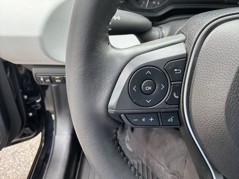 Used 2024 Toyota Corolla SE FWD image 19