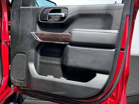 Used 2019 GMC Sierra 1500 SLE w/ SLE Value Package AWD/4WD image 25