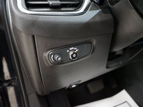 Used 2023 Chevrolet Equinox LS w/ Driver Confidence II Package image 27