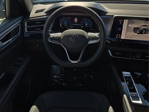 New 2026 Volkswagen Atlas Cross Sport SE FWD image 14