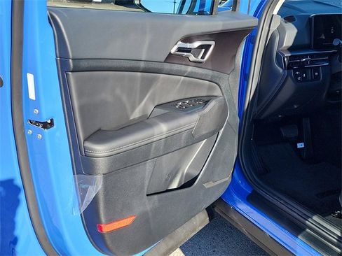 New 2026 Kia Sportage EX image 11