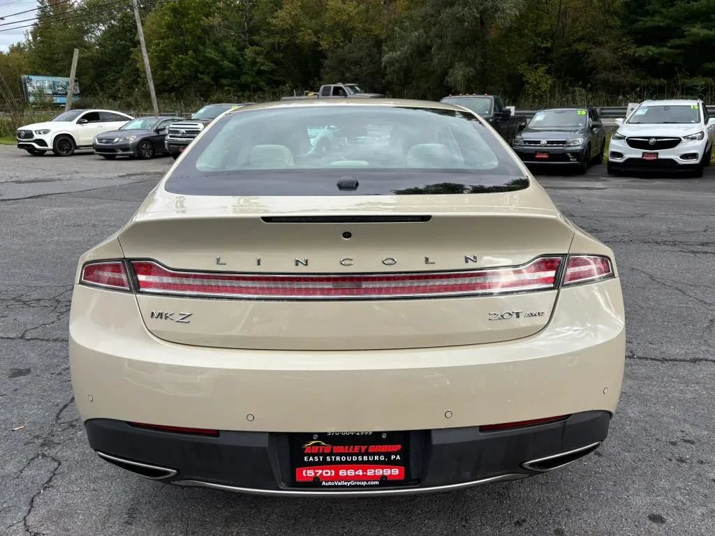 Used 2018 Lincoln MKZ Select w/ Select Plus Package AWD/4WD image 7