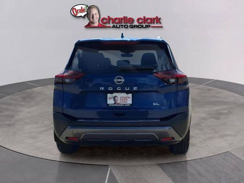 Certified 2023 Nissan Rogue SL w/ SL Premium Package FWD image 4