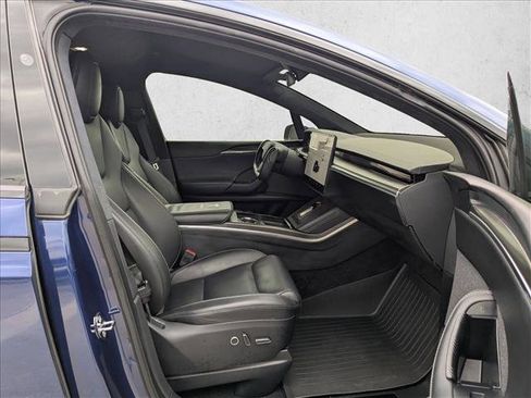 Used 2022 Tesla Model X Plaid image 21
