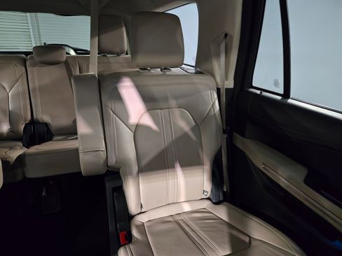 Used 2024 Ford Expedition Max Limited RWD image 14