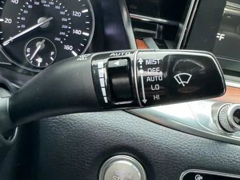 Used 2019 Kia K900 Luxury image 46