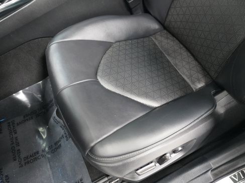 Used 2019 Toyota Camry XSE w/ Navigation Package image 11