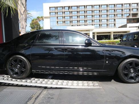 Used 2013 Rolls-Royce Ghost RWD image 57