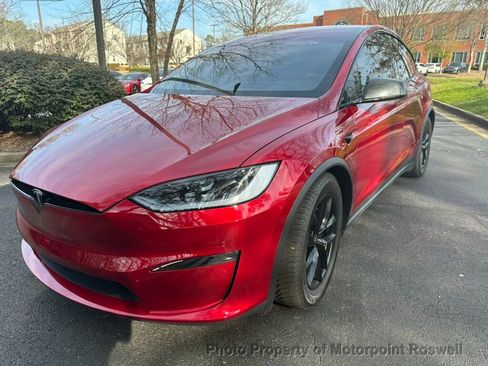 Used 2025 Tesla Model X image 11