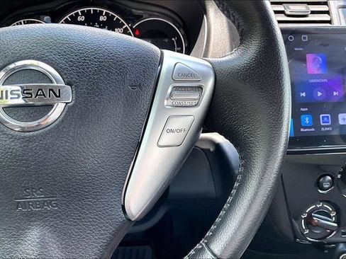 Used 2017 Nissan Versa Note FWD image 21